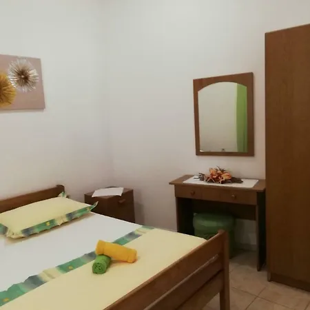 Center Tonka Apartman Makarska