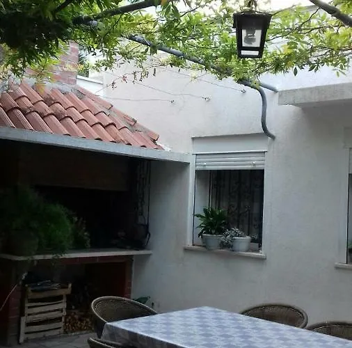 Center Tonka Apartman *